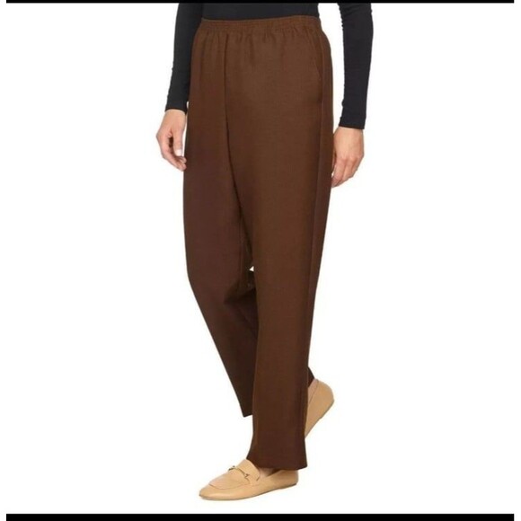 Alfred Dunner Women’s Brown Straight Leg Pull on Pants NWT size 14P MachineWash - Picture 4 of 12